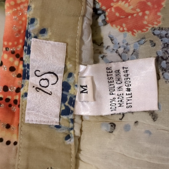 IOS gorgeous button down tunic size M - Picture 14 of 16